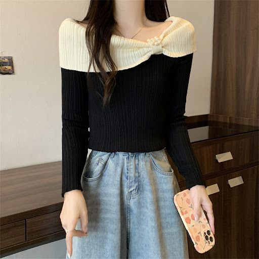 Title 4, Contrast Color Pearl Buckle Bow Long Sleeve Swe...