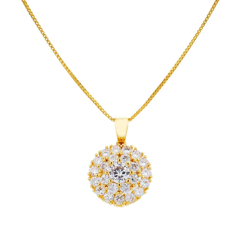 Collier avec anneau rotatif deux pièces, zircon et laiton doré, bijou idéal pour le travail, élégant et intemporel.