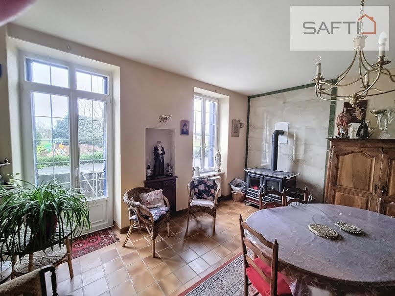 Vente maison 6 pièces 109 m² à Pontivy (56300), 240 000 €