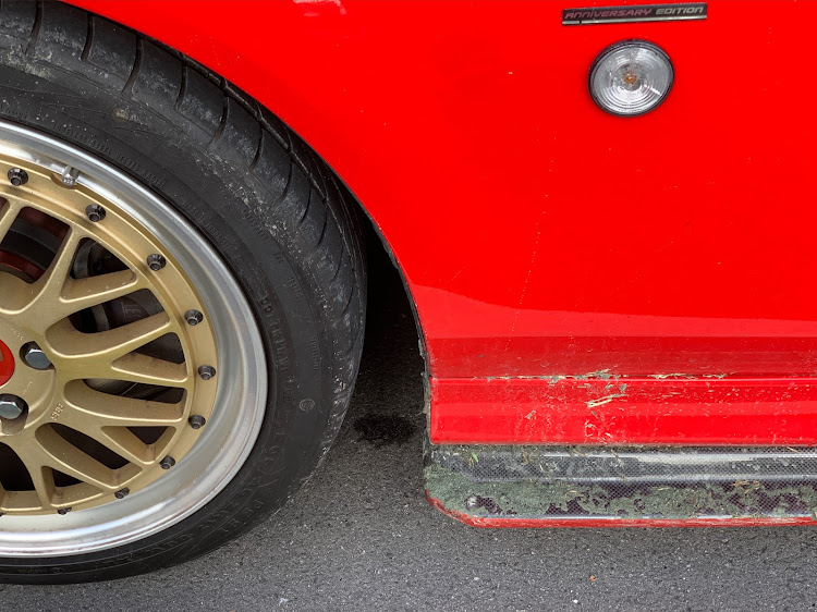 ロードスターのロードスタージャンボリー2022・トゥルーレッド・やっぱり赤が好き・車汚れた～(>_<)・洗車に関するカスタム事例の投稿画像2枚目