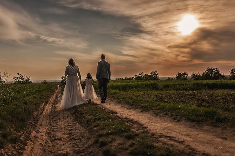 Wedding photographer Mirosław Zawadowski (fotozawadowski). Photo of 12 May 2020