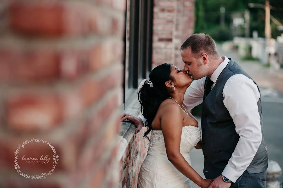 Fotografo di matrimoni Lauren Lilly (laurenlilly). Foto del 7 settembre 2019