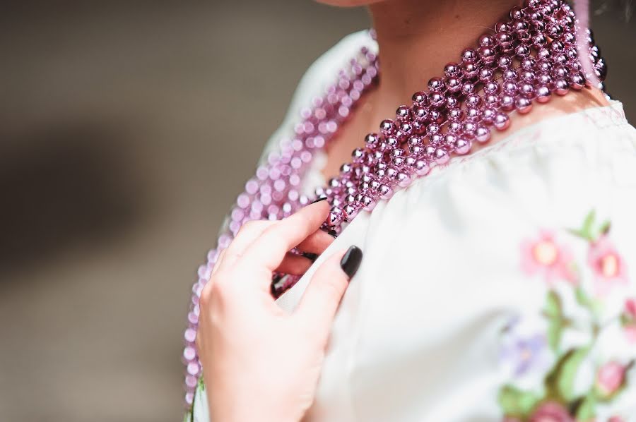 Fotógrafo de bodas Olya Naumchuk (olganaumchuk). Foto del 8 de abril 2018