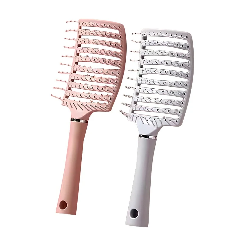 Brosse à cheveux incurvée pour femmes, grandes boucles, massage du cuir chevelu, racines volumineuses et cheveux longs et bouclés. Usage domestique.