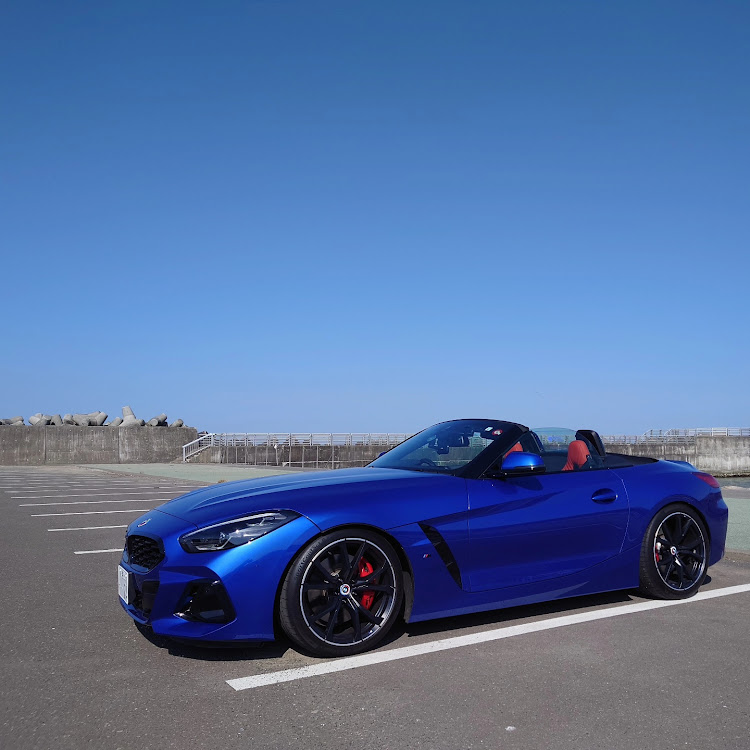 Z4 ロードスターの4月もよろしくお願い致します🌸・ソロツーリング・お天気最高・駆け抜ける歓びに関するカスタム事例の投稿画像2枚目