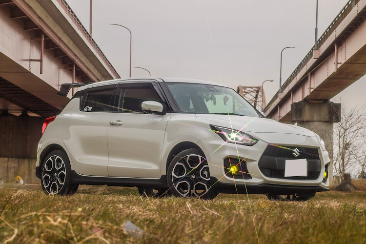 スイフトスポーツのご結婚おめでとうございます🙌・この後、笑う🤣・86 zn6に関するカスタム事例の投稿画像7枚目