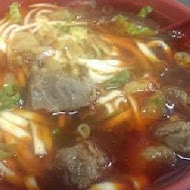 莊記牛肉麵館