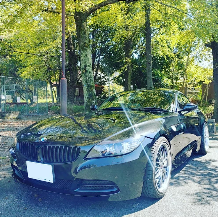 Z4 ロードスターのWorld Car Filesさんが投稿したカスタム事例の投稿画像1枚目