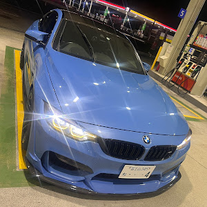 M4 クーペ F82