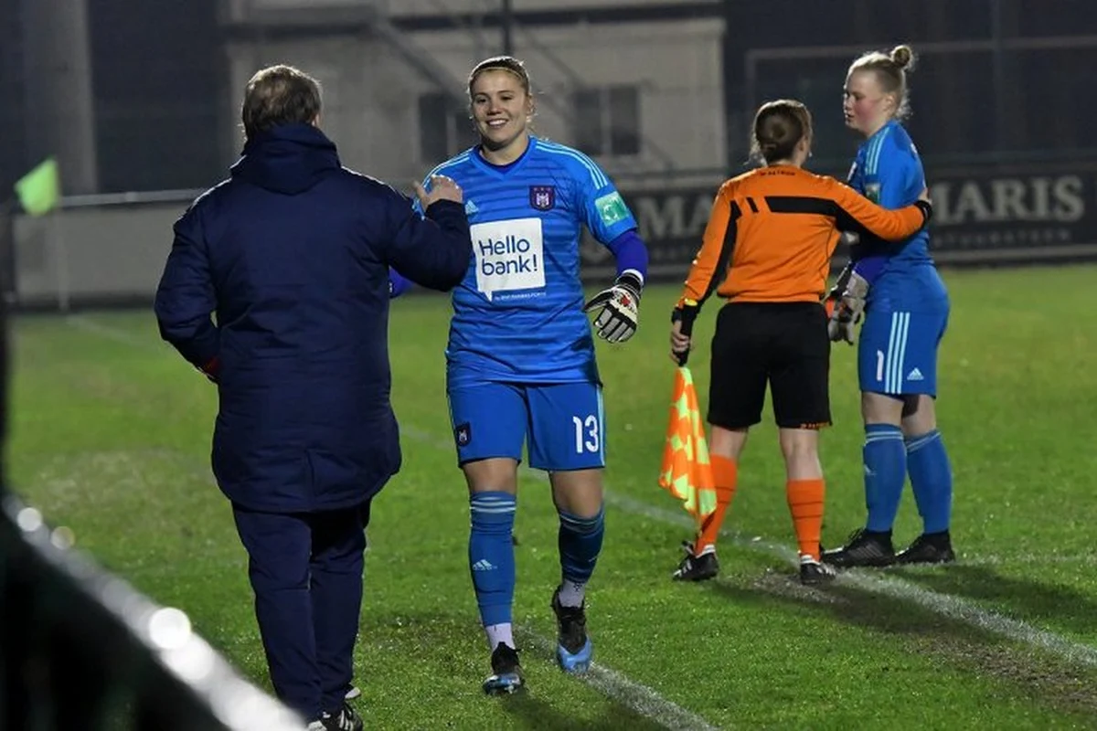 Un changement surprise dans les buts d'Anderlecht: "Continue à travailler comme ça!"