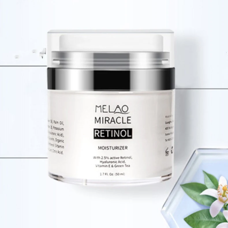 Crema de retinol hidratante, humectante, iluminadora y reparadora para una piel radiante y rejuvenecida con uso regular.