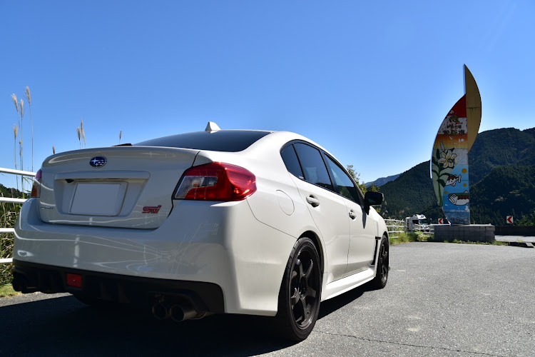 WRX STIの車ん歩・Nikonに関するカスタム事例の投稿画像8枚目