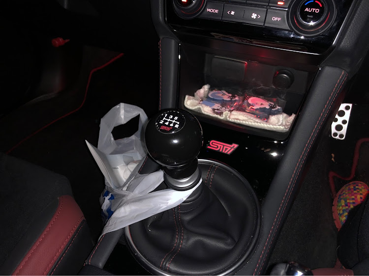 WRX STIのSTIに関するカスタム事例の投稿画像1枚目