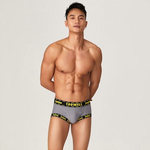 Title 21, Mens Solid Color Breathable Underwear provides...