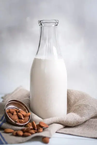 Almond Sweet Lassi [200 Ml]