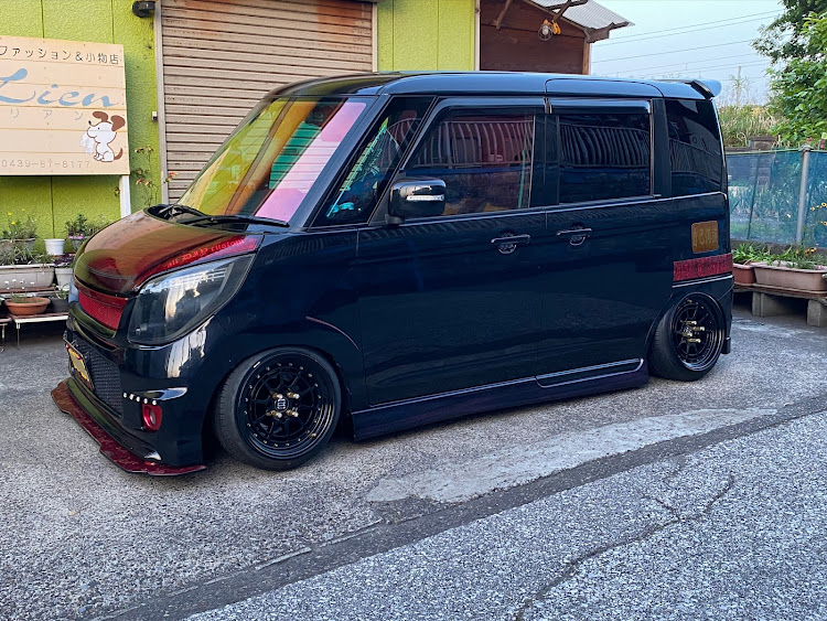 パレットのいつもイイネ&コメントありがとうございます🙇‍♂️・ゴールデンウィーク・ラメ祭り・DIY作業に関するカスタム事例の投稿画像1枚目