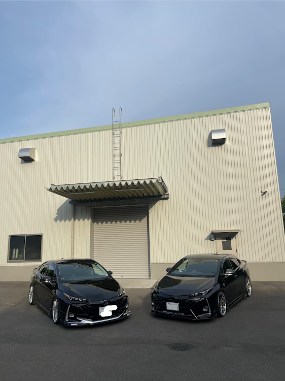 プリウスPHVのグッジョブレーシング・GJ-Racing・仲のいい繋がりは大事にしたい・みのちゃん工房・山口ＭＴに関するカスタム事例の投稿画像9枚目