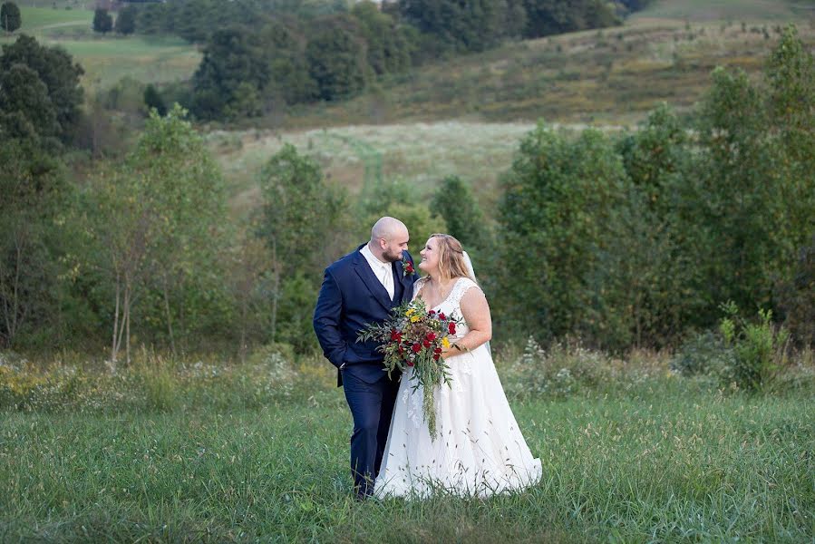 Fotografo di matrimoni Katrina Serene (katrinaserene). Foto del 19 novembre 2021