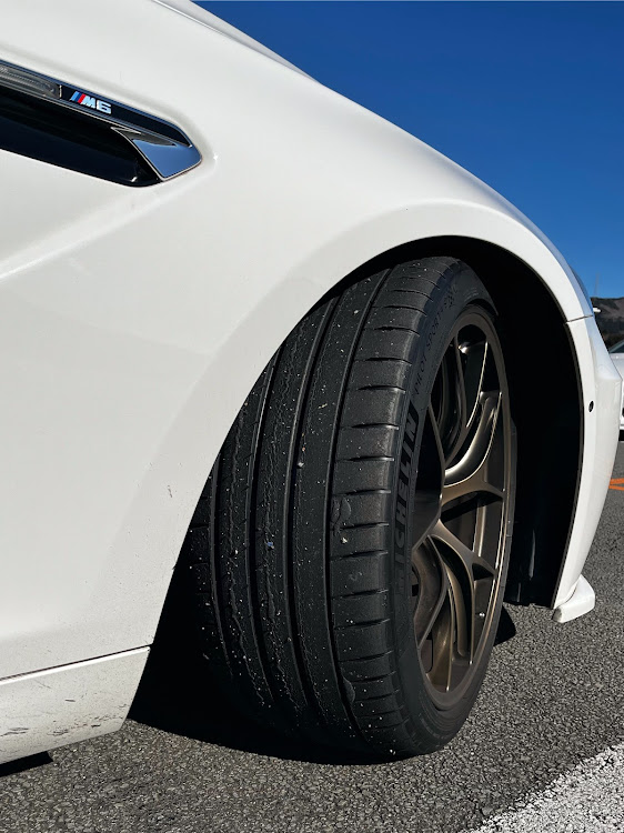 M6 クーペのbmw・6seriesに関するカスタム事例の投稿画像6枚目