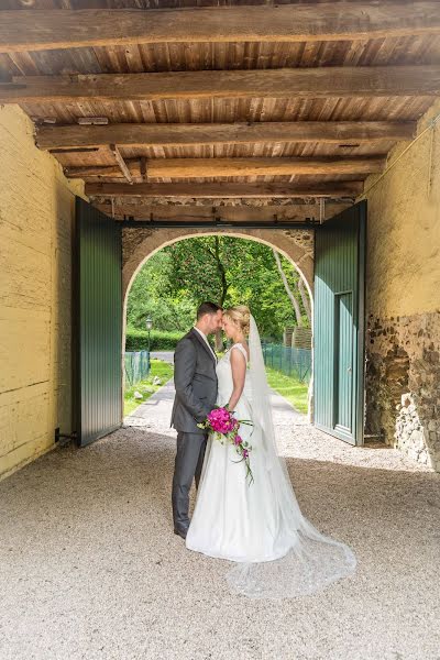 Fotografo di matrimoni Raphael Schwinger (raphaelschwinger). Foto del 20 marzo 2019