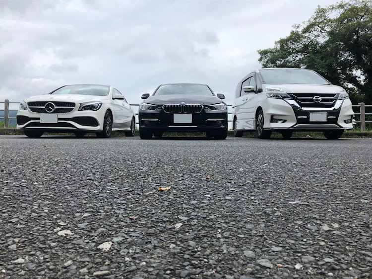 セレナのBMW3シリーズ・メルセデスベンツCLA・ドライブ・北九州に関するカスタム事例の投稿画像2枚目