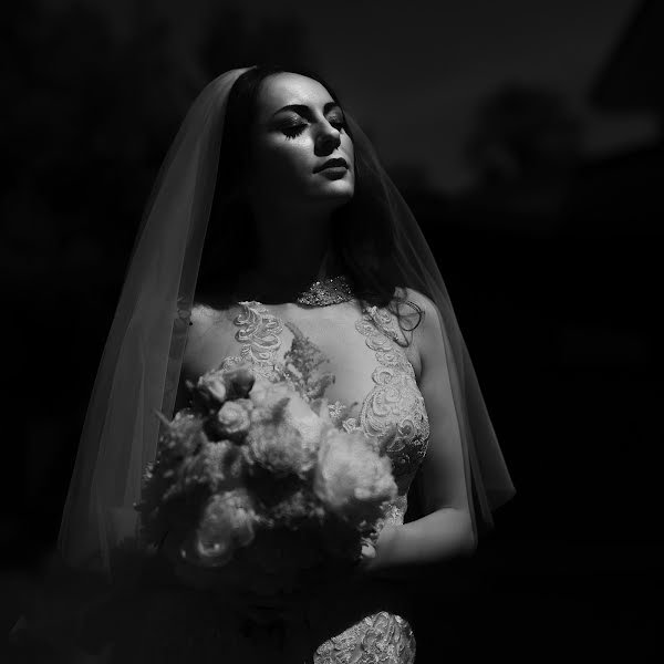 婚禮攝影師Simone Sasanelli（ertephoto）。2019 6月10日的照片