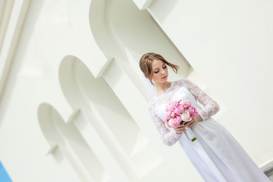 Wedding photographer Ekaterina Fomina (katflash). Photo of 19 September 2014