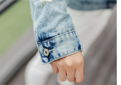 Title 5, Broken hole denim jacket