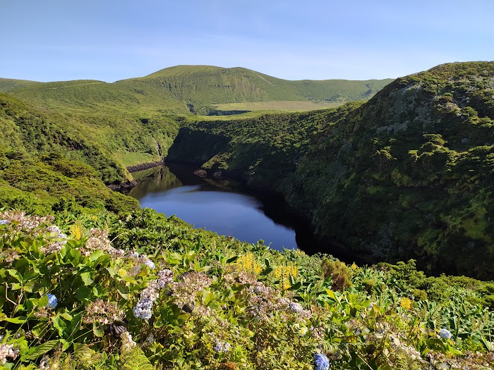 FLORES: CASCADAS Y LAGUNAS BAJO EL SOL - AZORES, 5 ISLAS POR UN PELO: PICO, SÃO JORGE, FAIAL, FLORES Y CORVO (4)