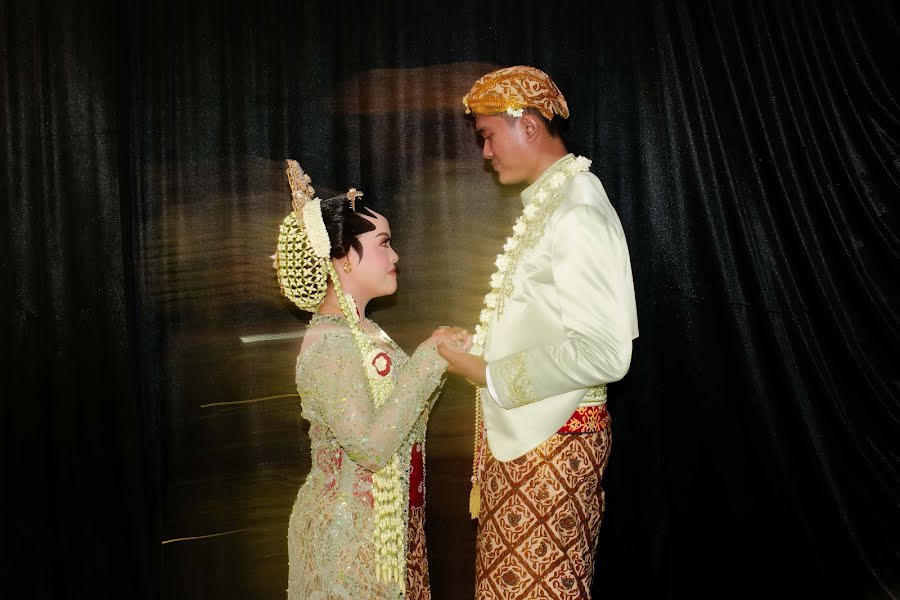 Wedding photographer Zaenal Arifin (zaenalarifin). Photo of 27 June 2023