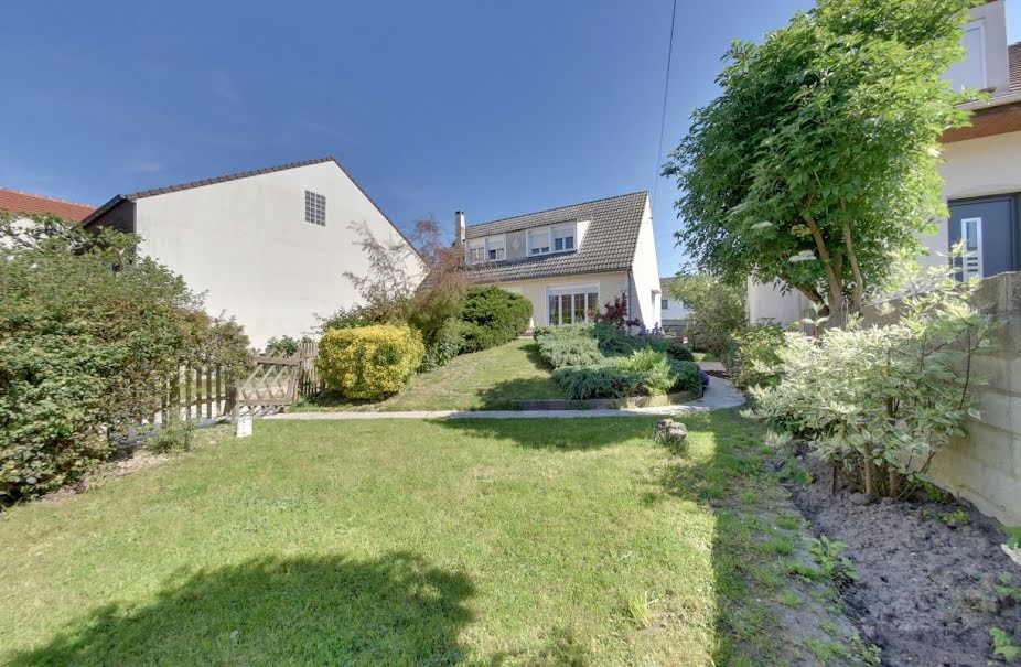 Vente maison 6 pièces 140 m² à Le Blanc-Mesnil (93150), 570 000 €