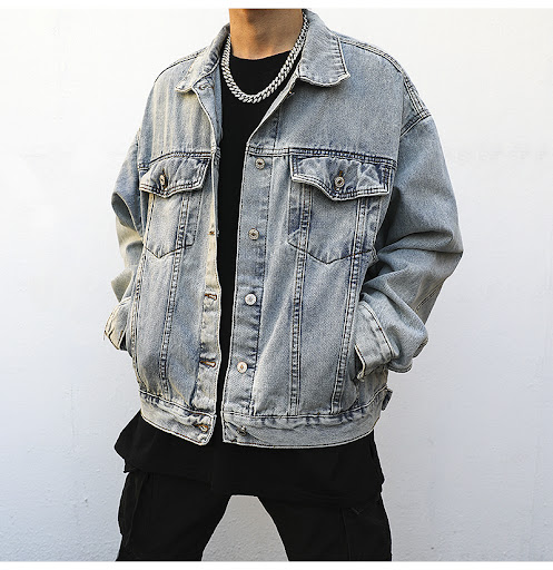 Title 2, Light blue denim jacket for all seasons. Comfor...