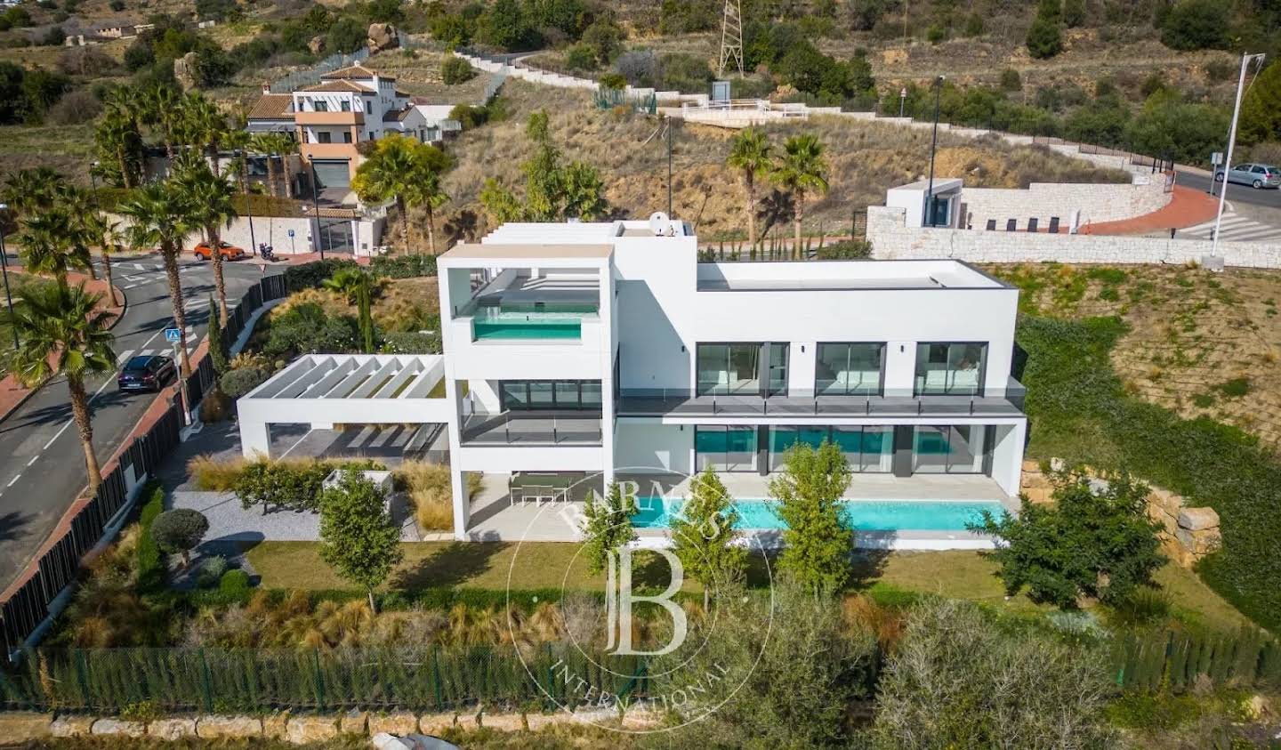 Villa with pool and terrace Marbella