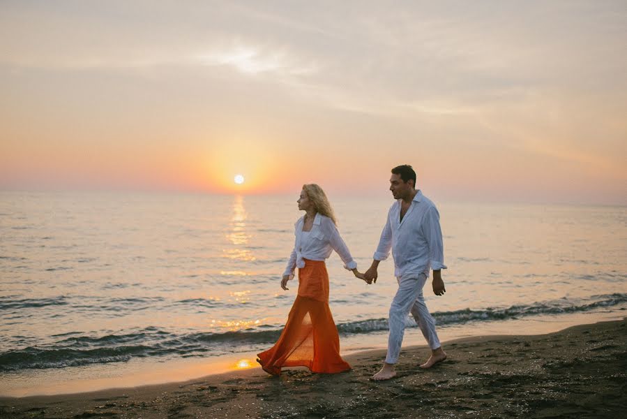 Fotógrafo de casamento Vlada Pazyuk (vladapazyuk). Foto de 2 de junho 2021