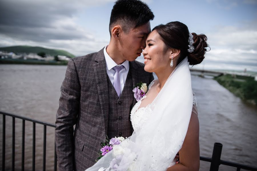 Fotógrafo de casamento Dugarma Sultimova (sultimova). Foto de 11 de setembro 2018