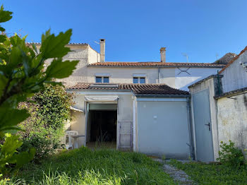 maison à Saintes (17)