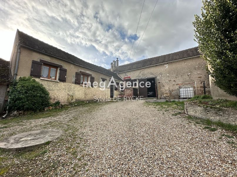 Vente maison 2 pièces 59 m² à Villemanoche (89140), 114 000 €