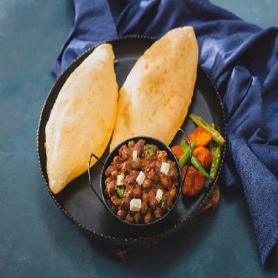 CHOLE BHATURE