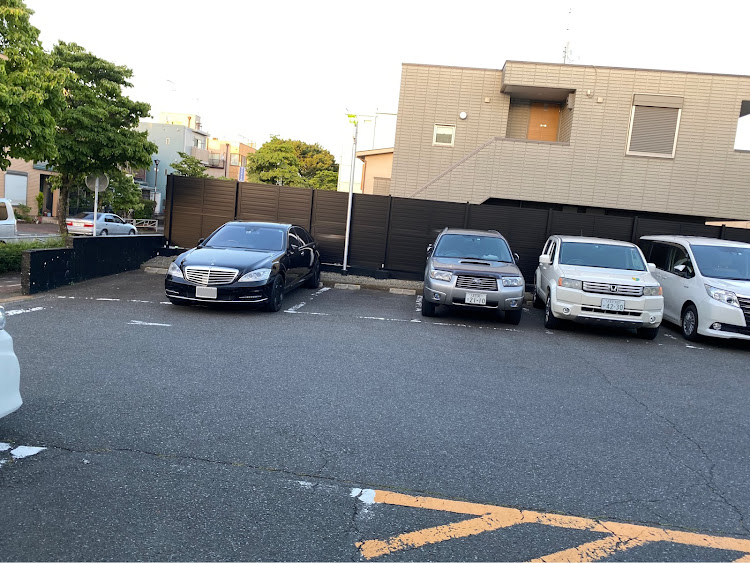 Sクラスセダンのメルセデス・ベンツ・W221 Sクラス・S550L・足廻り・洗車に関するカスタム事例の投稿画像3枚目