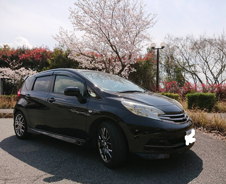 ノートの桜コラボ・ドライブ・洗車・ライダー・7分咲きに関するカスタム事例の投稿画像4枚目