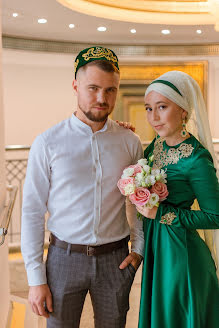 Wedding photographer Nargiza Latypova (photovruki1). Photo of 5 August 2019