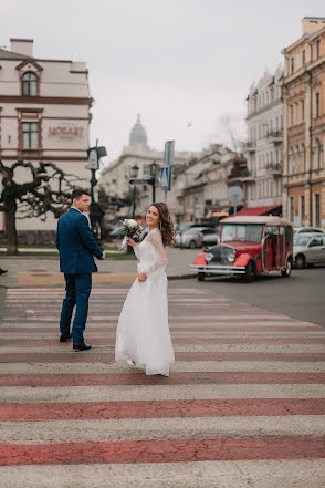 Fotógrafo de casamento Alena Vedutenko (vedutenko). Foto de 22 de março 2022