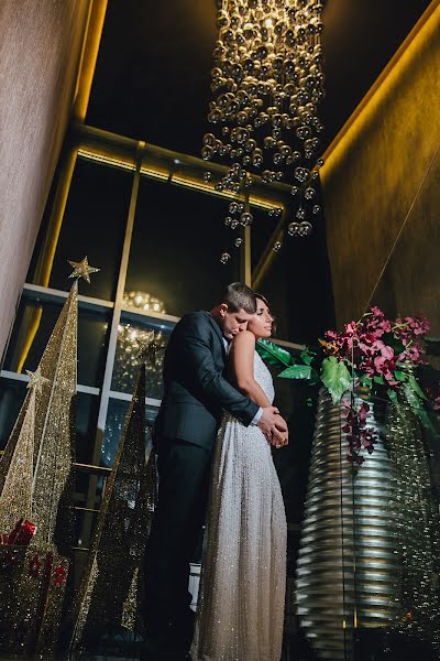 Wedding photographer Kseniya Ulyanova (ksyuhanichka35). Photo of 26 February 2020