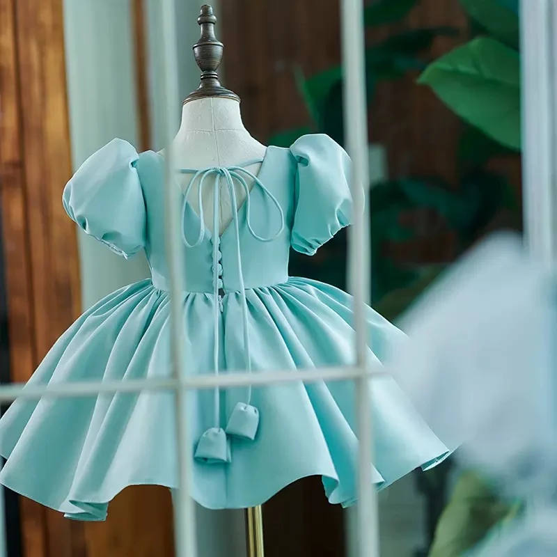 images slider number - 19