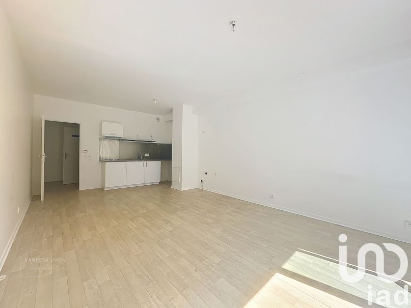 Vente appartement 1 pièce 36 m² à Saint-Pierre-du-Perray (91280), 147 000 €