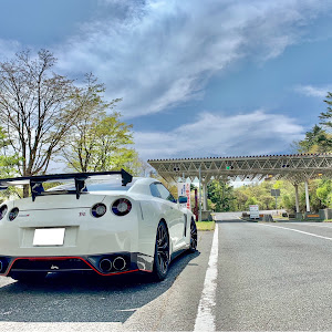 NISSAN GT-R R35