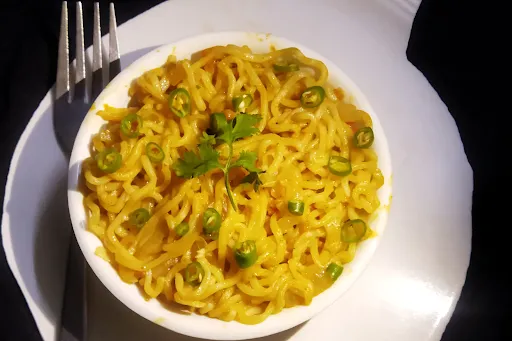 Green Chilli Onion Maggi