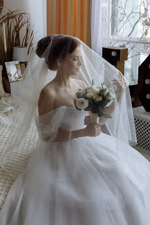 Wedding photographer Yana Leusheva (yanaleusheva). Photo of 11 April 2023