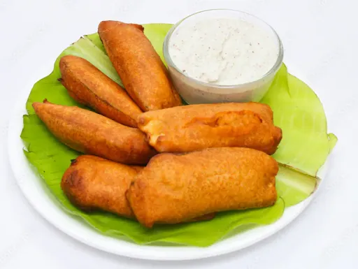 Raw Banana Bajji (6 Pcs)