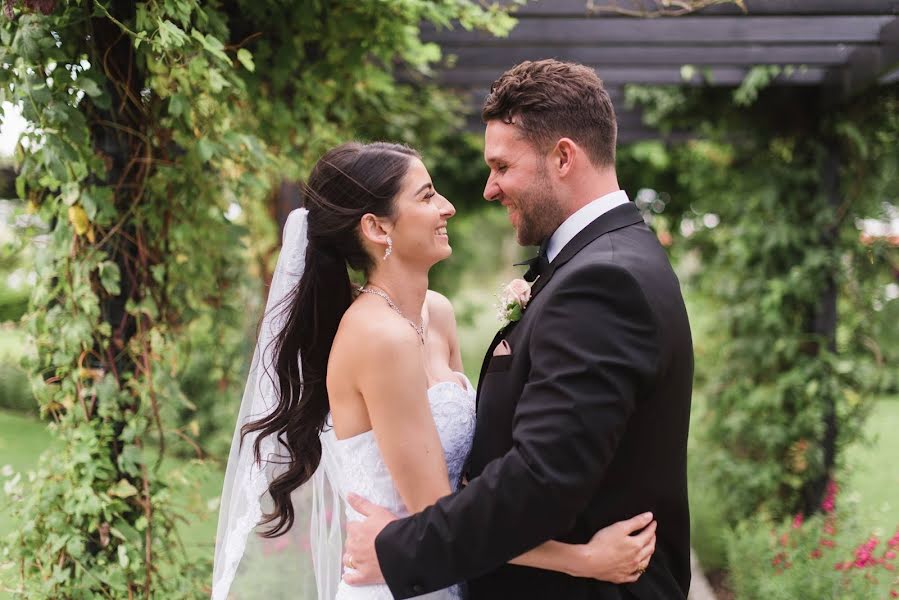 Fotógrafo de casamento Sophie Oldhamstead (sophieweddphoto). Foto de 2 de julho 2019